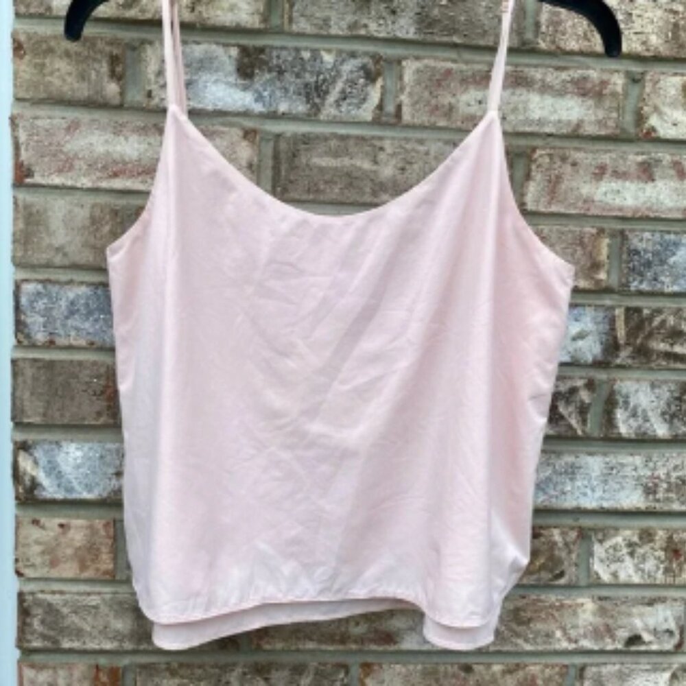 Barely There Light Pastel Pink Loose Fit Athleta Tank Top